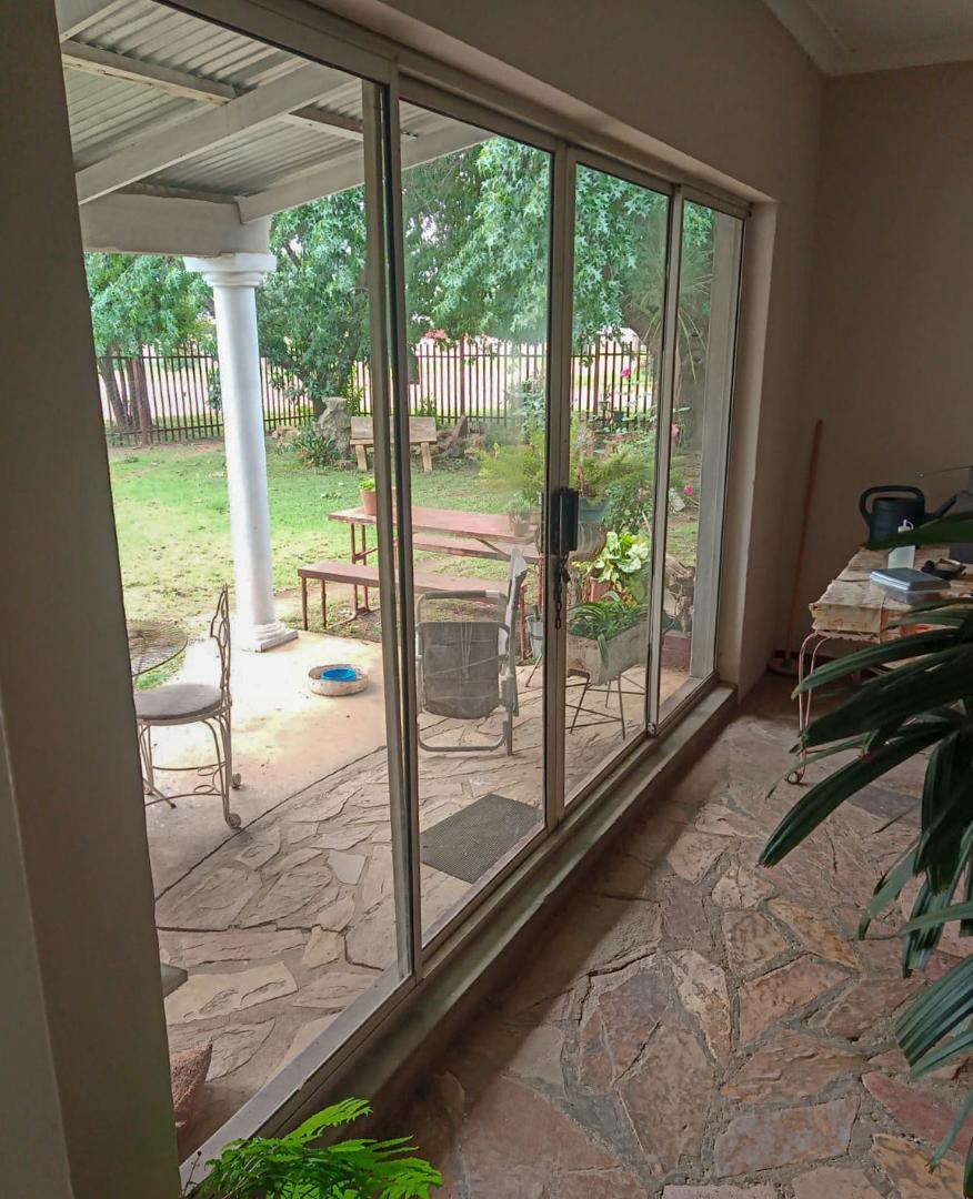 5 Bedroom Property for Sale in Villiers Free State